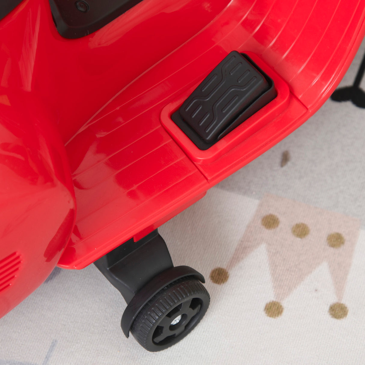 easycomfort easycomfort moto elettrica per bambini con licenza ufficiale vespa batteria 6v fari e clacson per bimbi da 18 36 mesi rosso 66 5x38x52cm