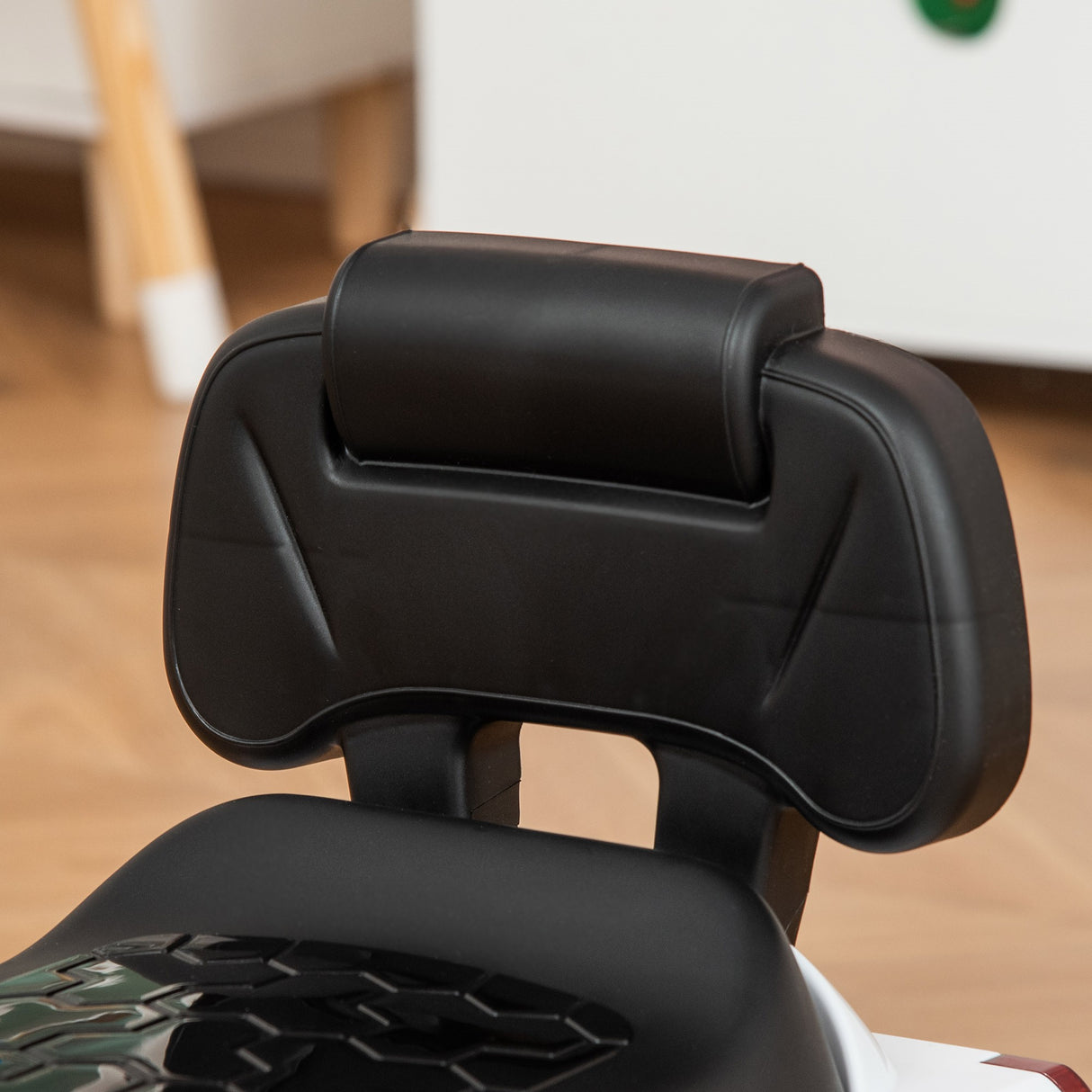 easycomfort easycomfort macchina giocattolo cavalcabile fuoristrada per bambini con fari e musiche integrate eta 18 36 mesi 68x30 5x41 5cm bianco