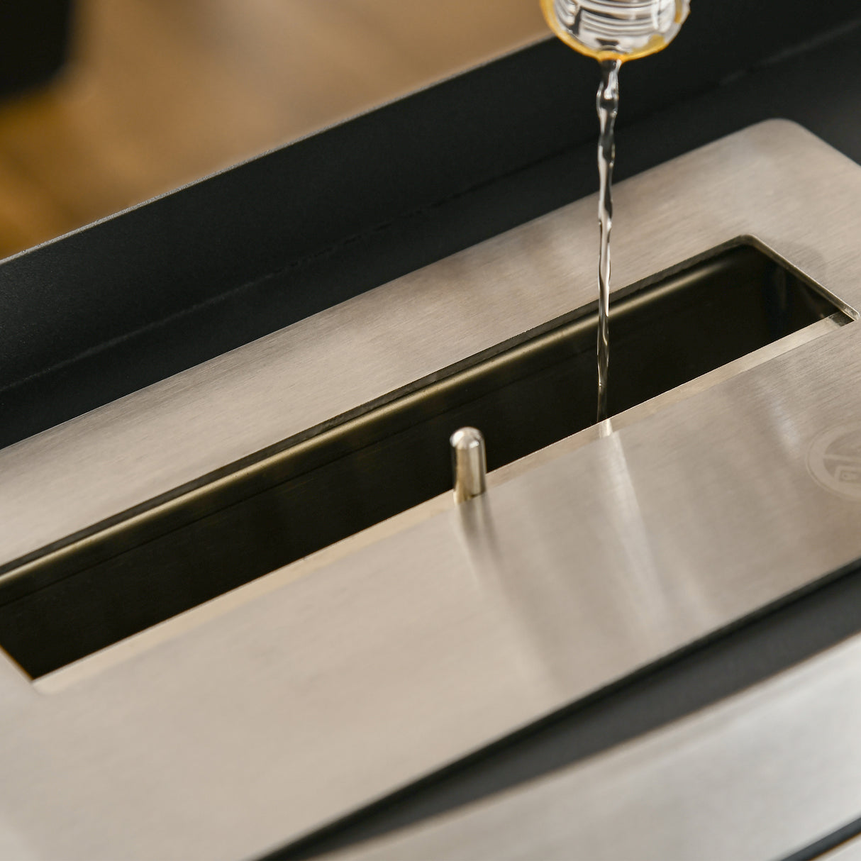 easycomfort camino bioetanolo in acciaio inox 3h di combustione con serbatoio 1.5l e copertura 25m 45x18x17 cm argento