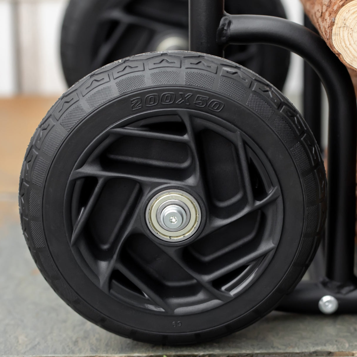 easycomfort carrello portalegna in acciaio con 2 ruote per interno ed esterno 77x42x105cm nero