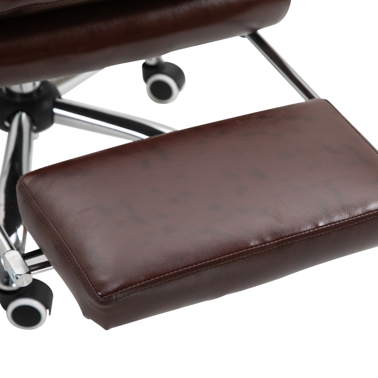 easycomfort easycomfort poltrona ufficio presidenziale similpelle marrone stile chesterfield schienale reclinabile 135 e poggiapiedi ean 8054144132730