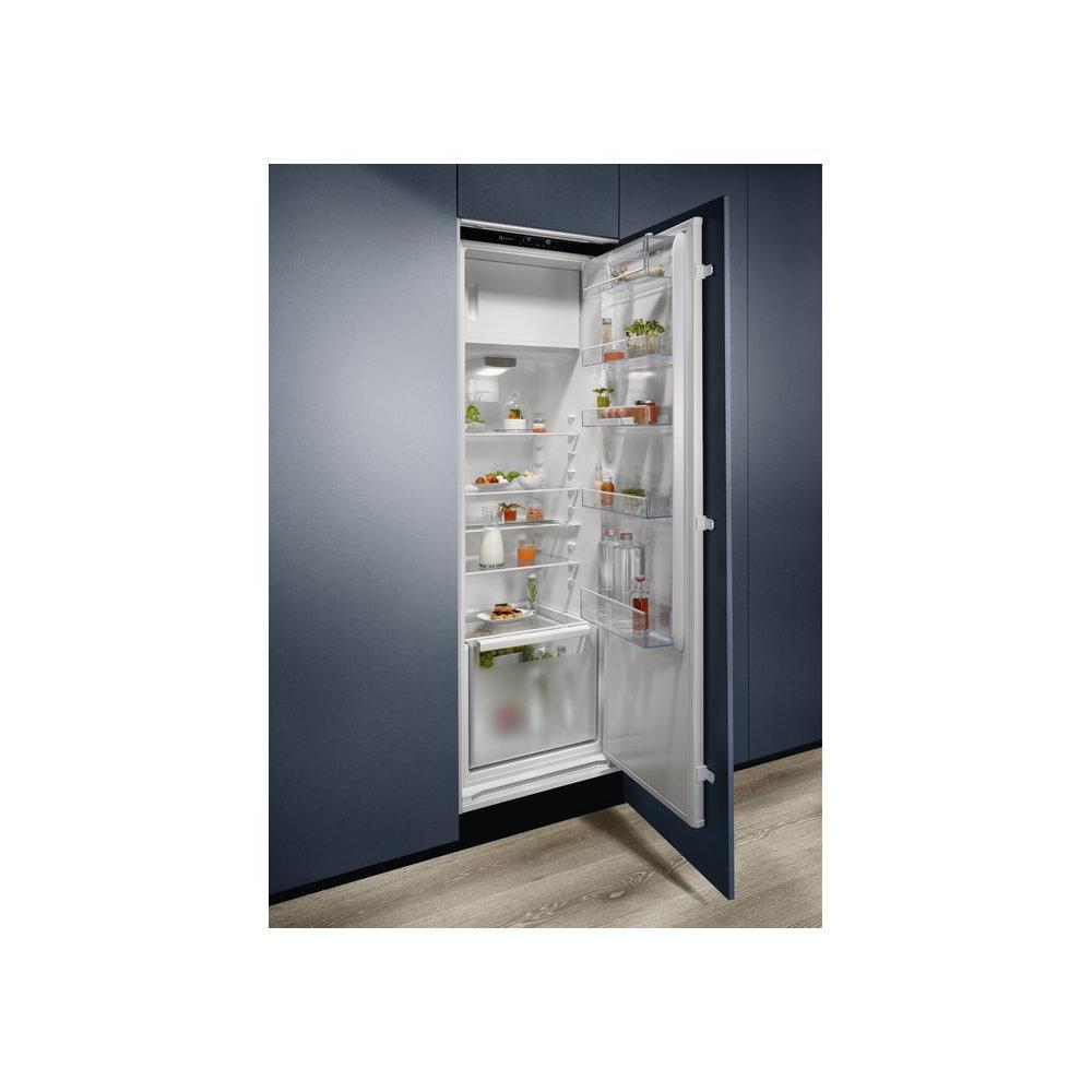 electrolux frigorifero a incasso electrolux serie 600 kfd6de18s 282 litri classe e a1772xl548xp549 bianco ean 7333394018294