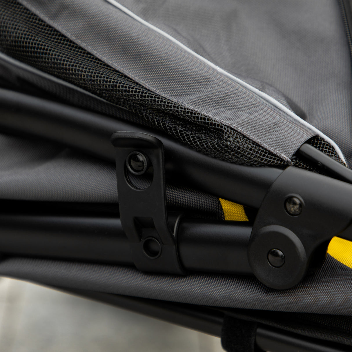 easycomfort passeggino pieghevole per cani di taglia media con ingressi a cerniera e finestre a rete 112x65x100 cm