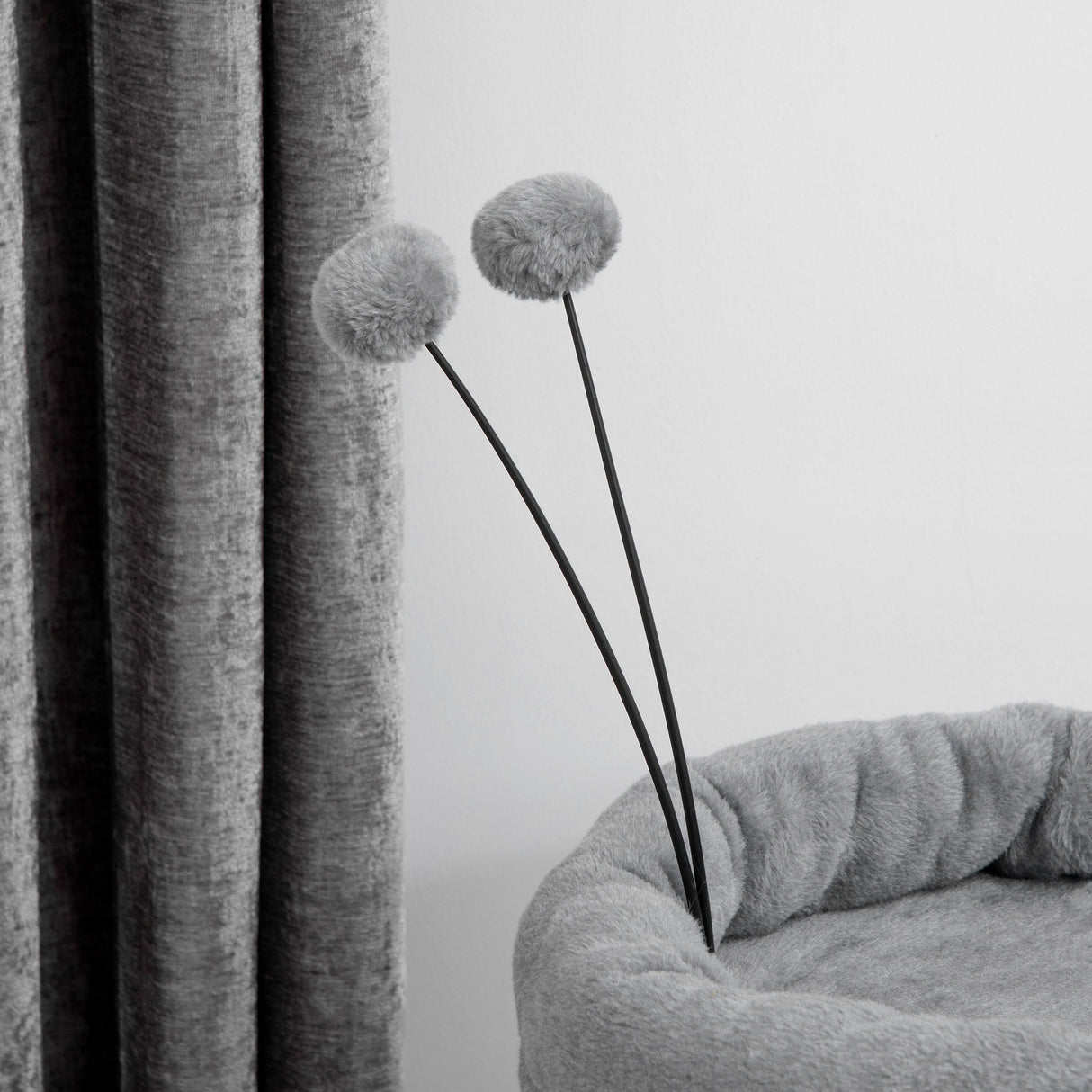 easycomfort albero tiragraffi per gatti con casetta e lettino pali in sisal e palline 44.5x44.5x73.5cm grigio