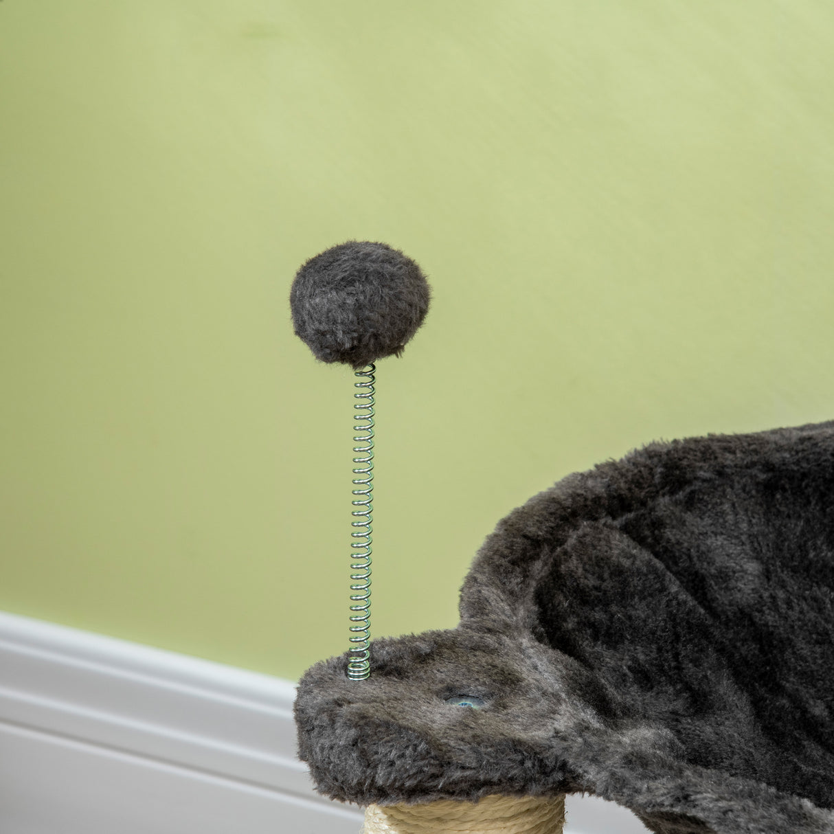 easycomfort tiragraffi per gatti con amaca in peluche base in legno con gioco e pali in sisal 53.55x53.5x66cm grigio