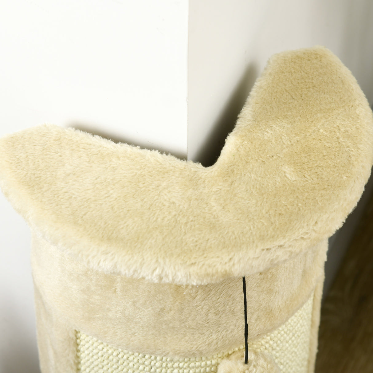 easycomfort albero tiragraffi per gatti fino 5kg con 2 palline in sisal e peluche 34x25.5x58cm beige