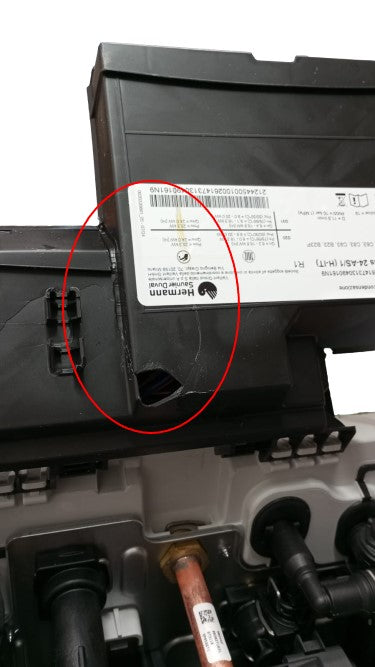 hermann saunier duval area occasioni 2255 caldaia a condensazione hermann saunier duval thematek condens 24 as1 kw metano o gpl completa di kit fumi