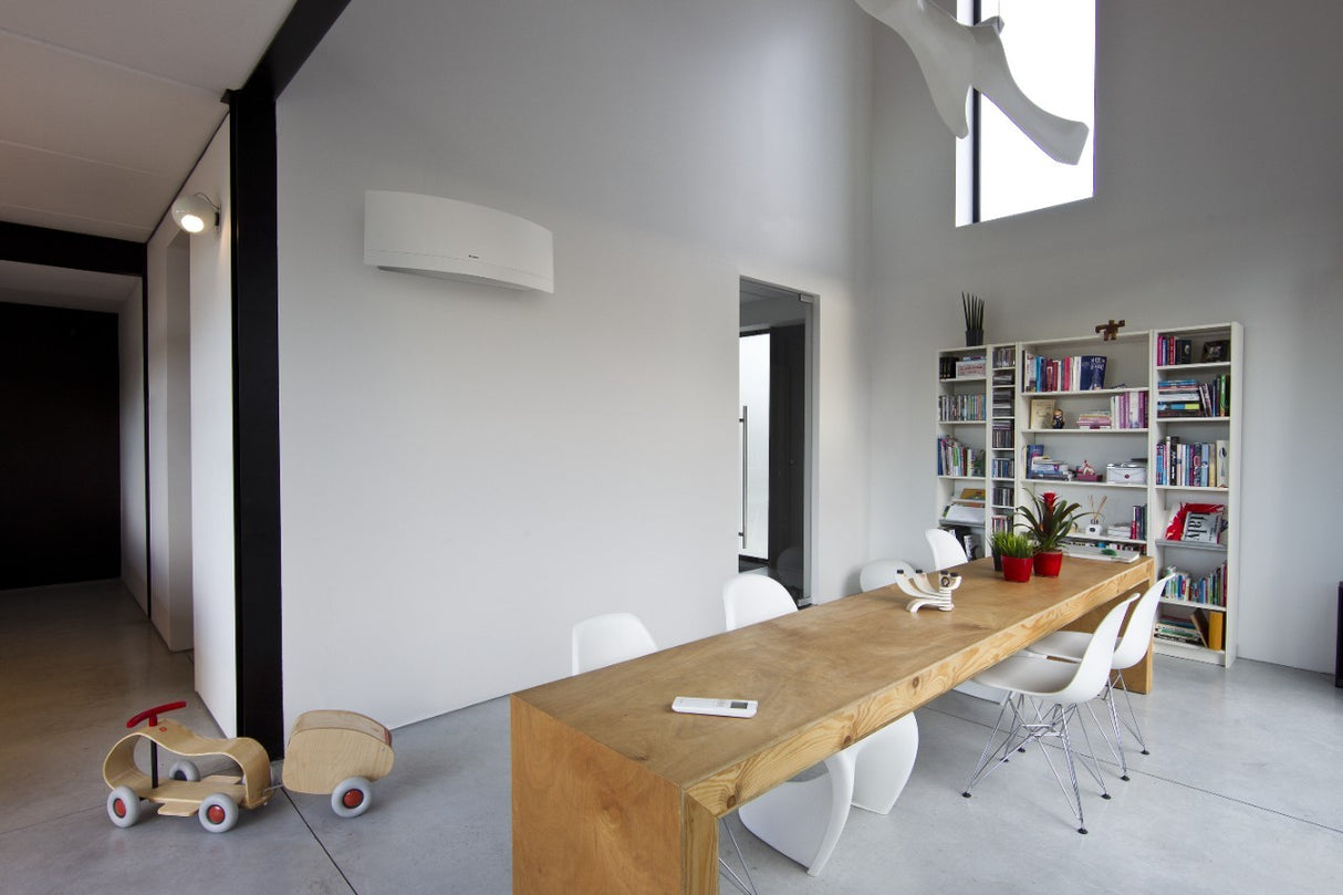 climatizzatore condizionatore daikin bluevolution inverter serie emura white 18000 btu ftxj50mw wi fi r 32 a__