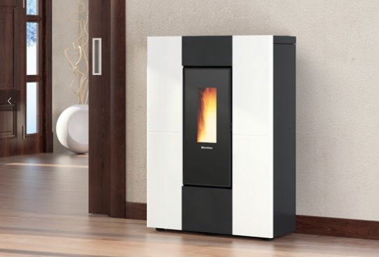 immagine-1-la-nordica-stufa-a-pellet-la-nordica-extraflame-marilena-plus-ad-vari-colori-37-80-kw