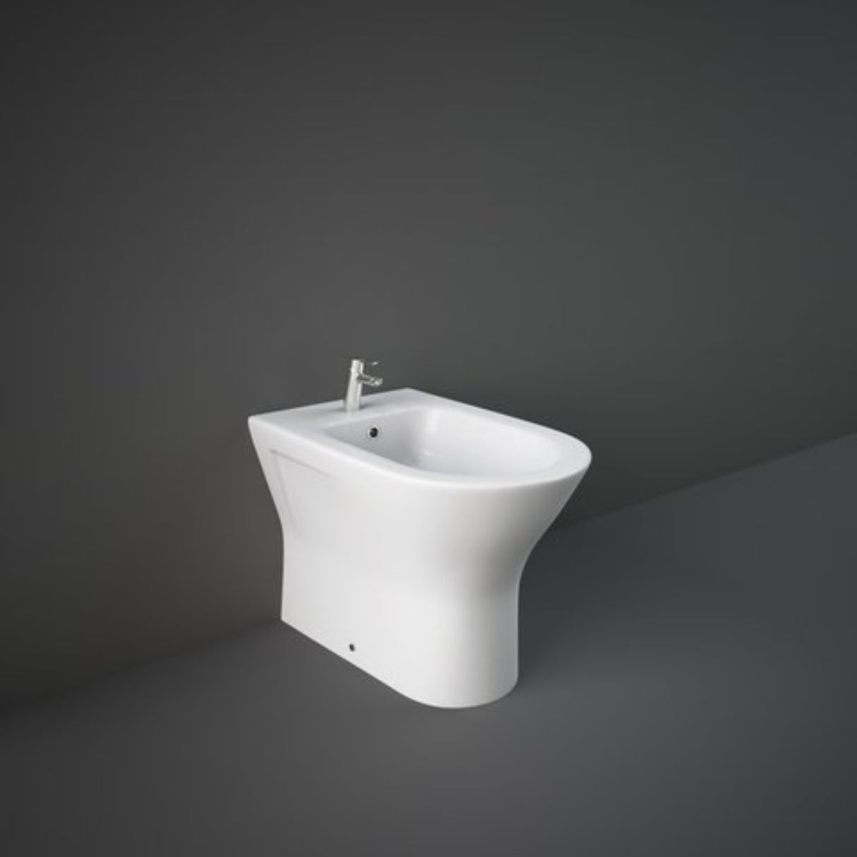 immagine-1-rak-ceramics-bidet-a-pavimento-filo-parete-rak-resort-in-ceramica-55-x-36-x-40-ean-99580193
