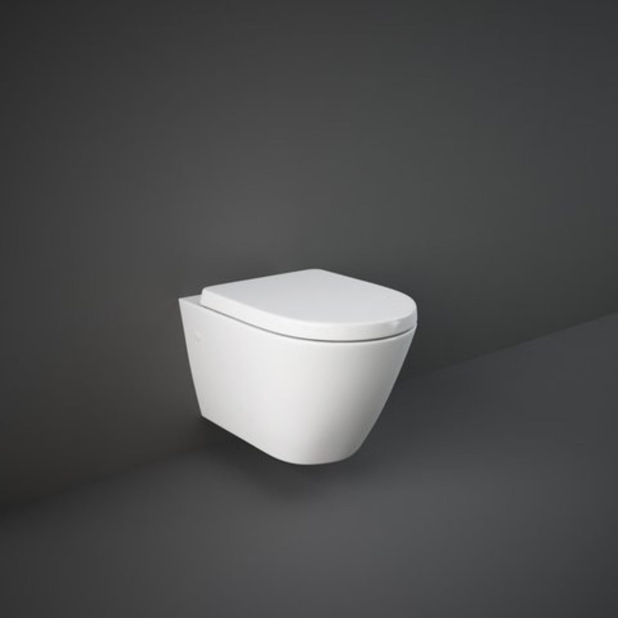 immagine-1-rak-ceramics-vaso-wc-sospeso-rak-resort-in-ceramica-con-sistema-rimless-sedile-con-coperchio-originale-ean-99580223