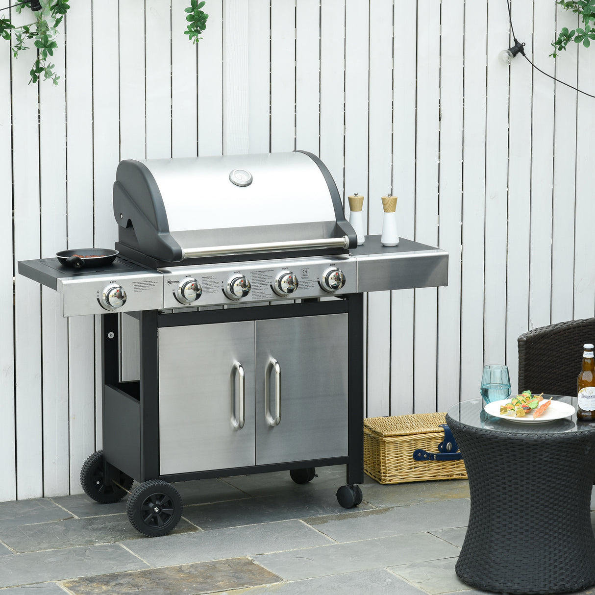 immagine-2-easycomfort-easycomfort-barbecue-gas-con-coperchio-e-5-bruciatori-da-15-2kw-e-4-ruote-128x50x113cm