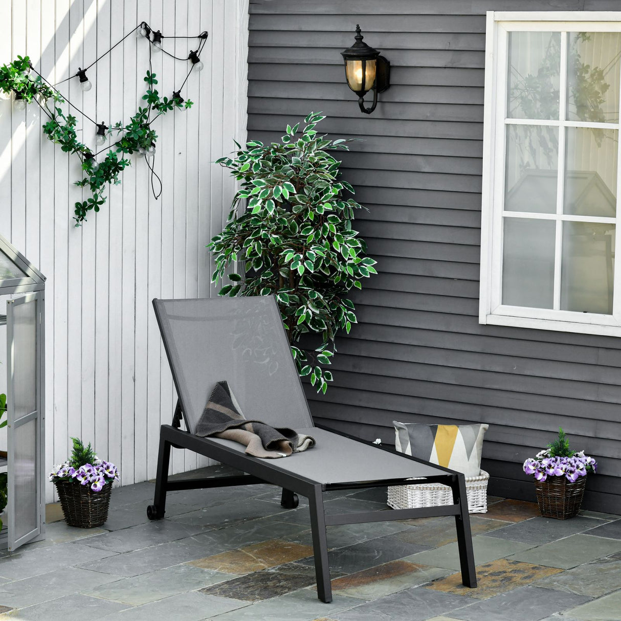 immagine-2-easycomfort-lettino-sdraio-prendisole-pieghevole-con-materassino-in-textilene-colore-grigio-chiaro