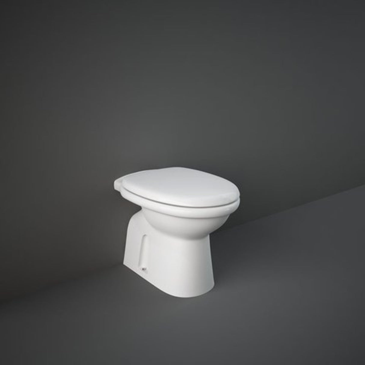 immagine-2-rak-ceramics-vaso-wc-a-pavimento-rak-karla-in-ceramica-con-scarico-a-terra-sedile-termoindurente-con-cerniera-in-nylon-originale-ean-99580643