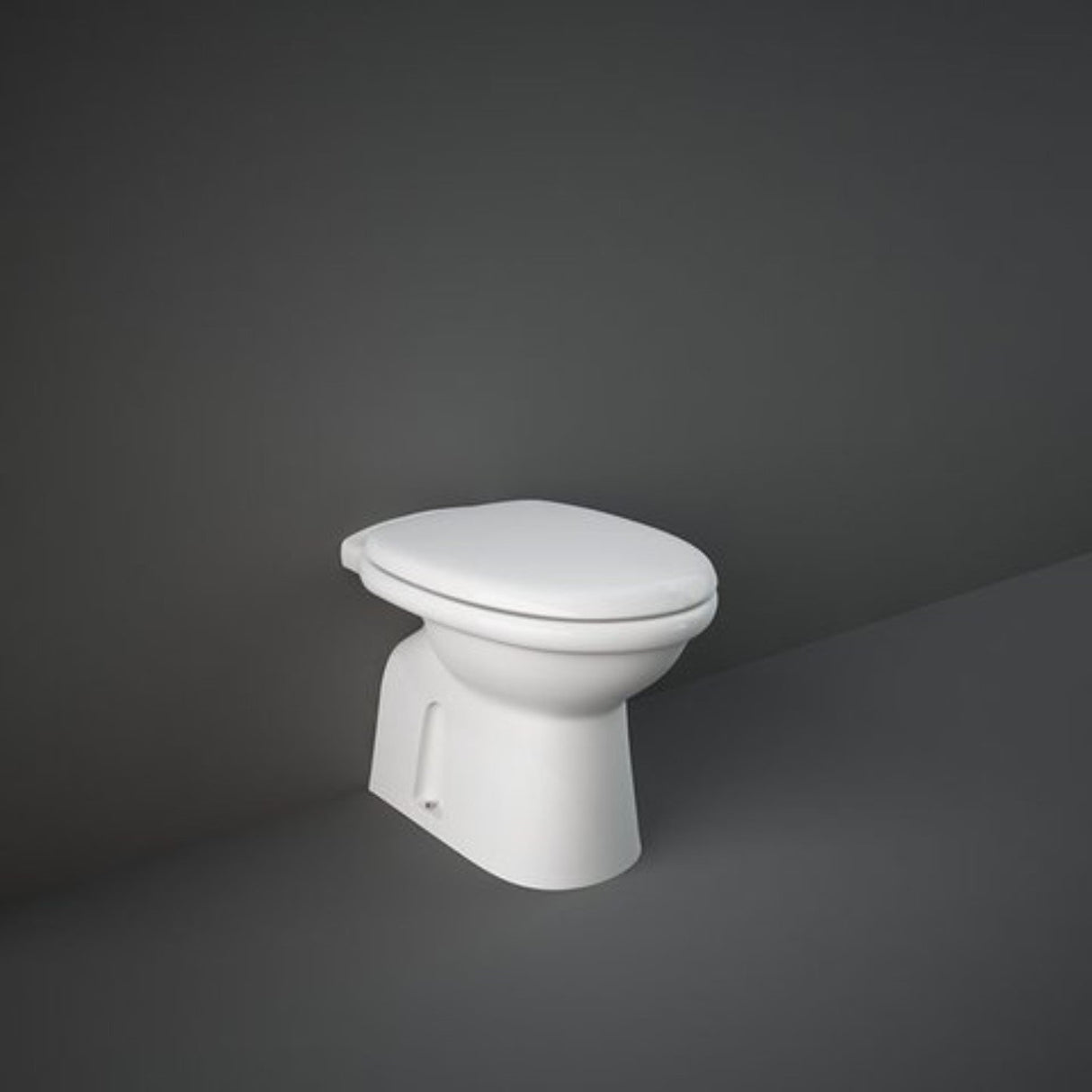 immagine-3-rak-ceramics-vaso-wc-a-pavimento-rak-karla-in-ceramica-con-scarico-a-muro-sedile-termoindurente-con-cerniera-in-nylon-originale-ean-99613662