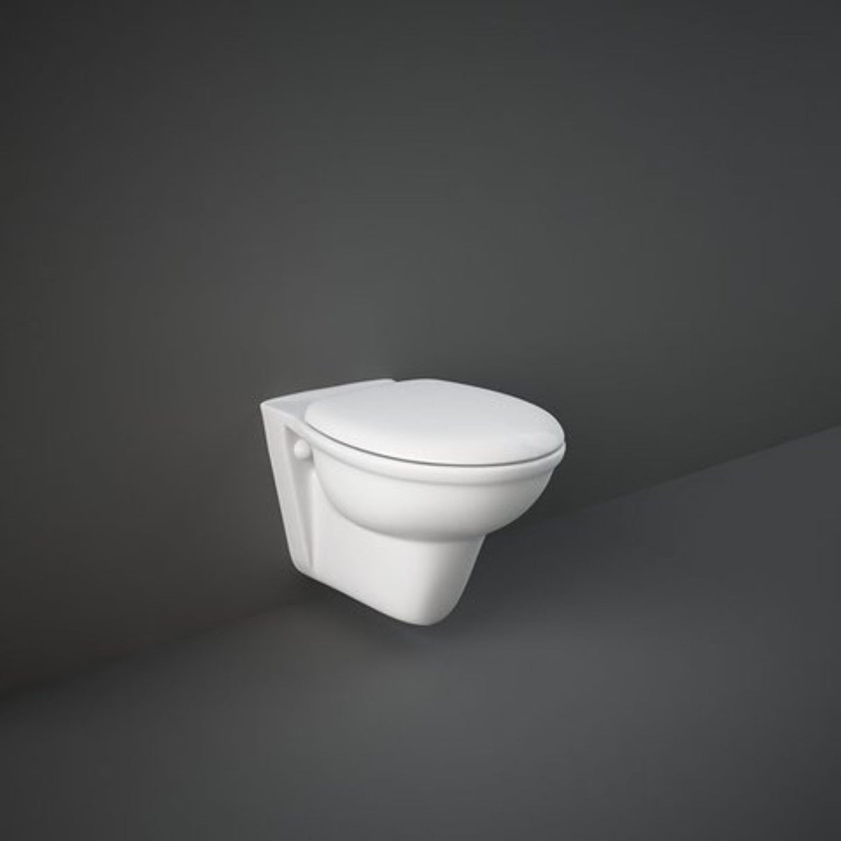 immagine-3-rak-ceramics-vaso-wc-sospeso-rak-karla-in-ceramica-sedile-termoindurente-con-cerniera-in-nylon-originale-ean-99580698