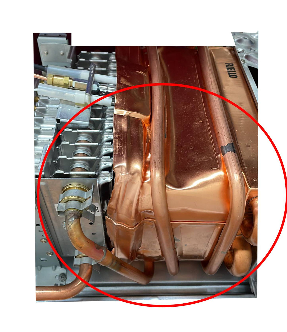 immagine-4-beretta-area-occasioni-scaldabagno-beretta-a-camera-aperta-mod-fonte-lx-11-lt-low-nox-gpl-cod-20149820-new-erp-ao963