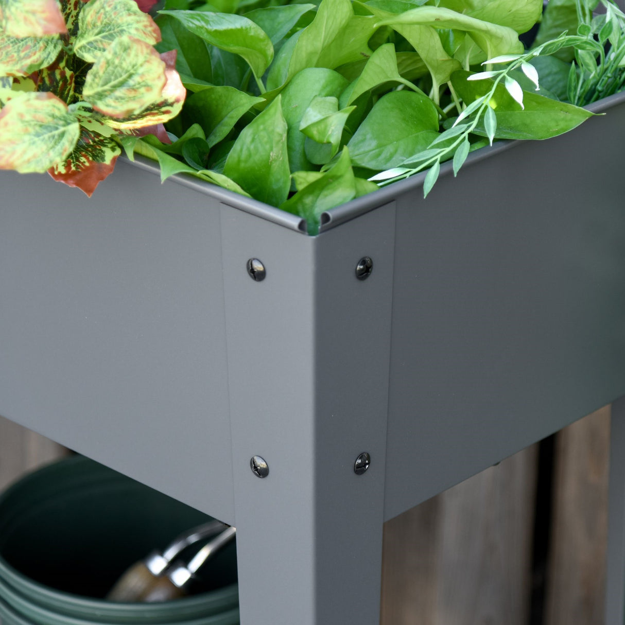 immagine-7-easycomfort-easycomfort-portapiante-fioriera-da-esterno-in-metallo-con-mensola-ruote-e-maniglia-ean-8054111849517