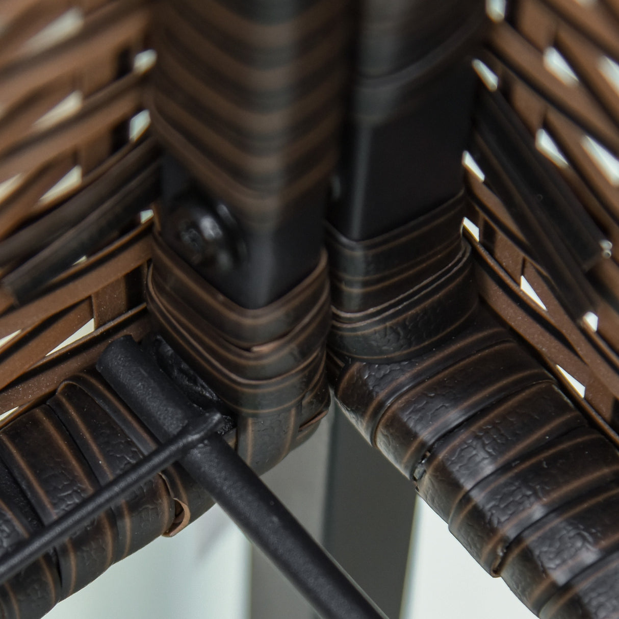 immagine-8-easycomfort-easycomfort-letto-per-orto-rialzato-fioriera-effetto-vimini-con-ripiano-aiuola-rialzata-per-esterni-e-interni-marrone-70cm-x-30cm-x-70cm-ean-8054144132297