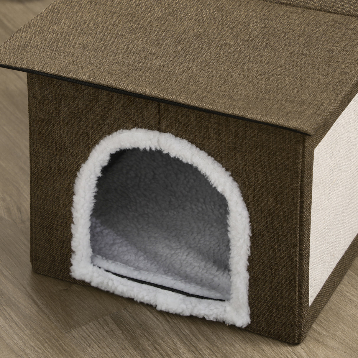 immagine-9-easycomfort-easycomfort-casetta-per-gatti-con-2-porte-pallina-da-gioco-cuscino-e-tappetino-tiragraffi-65x41x45-5-cm