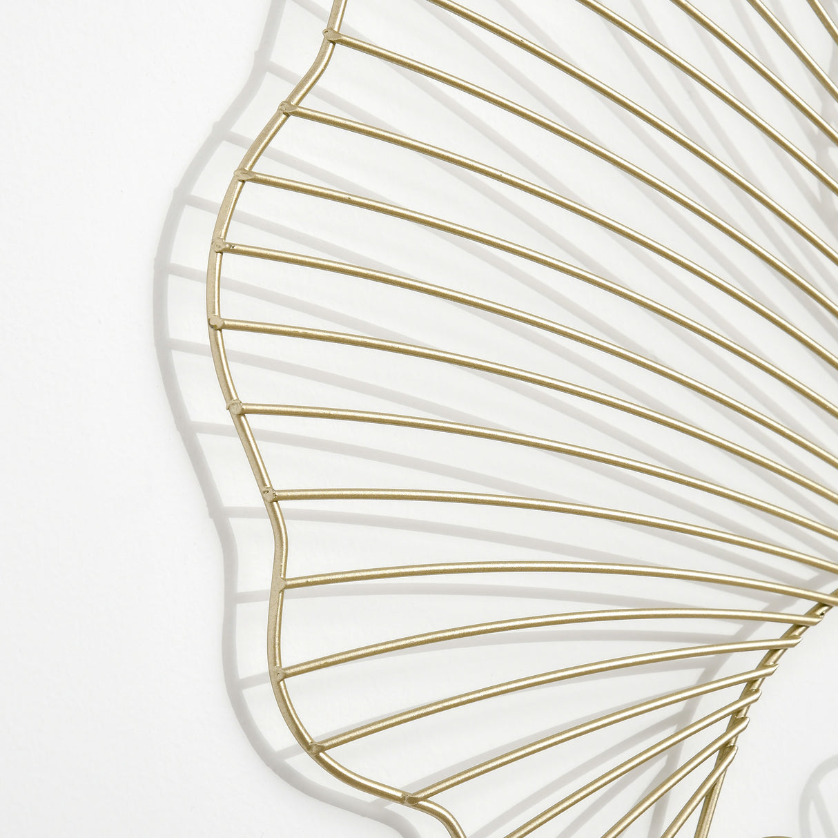 immagine-9-easycomfort-easycomfort-decorazione-murale-3d-in-metallo-wall-art-dorata-a-forma-di-foglia-di-ginkgo-51-x-94-5cm