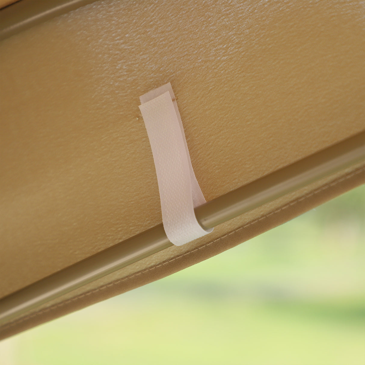 immagine-9-easycomfort-easycomfort-dondolo-da-giardino-3-posti-in-acciaio-con-tetto-regolabile-cuscini-e-braccioli-172x110x156cm