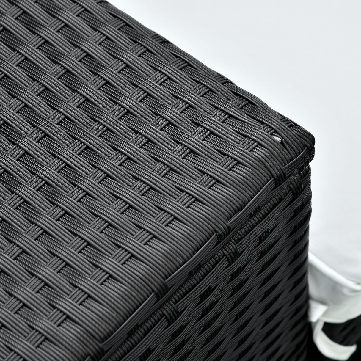 immagine-9-easycomfort-easycomfort-set-2-lettini-prendisole-con-tavolino-in-pe-rattan-nero-e-materassini-bianchi