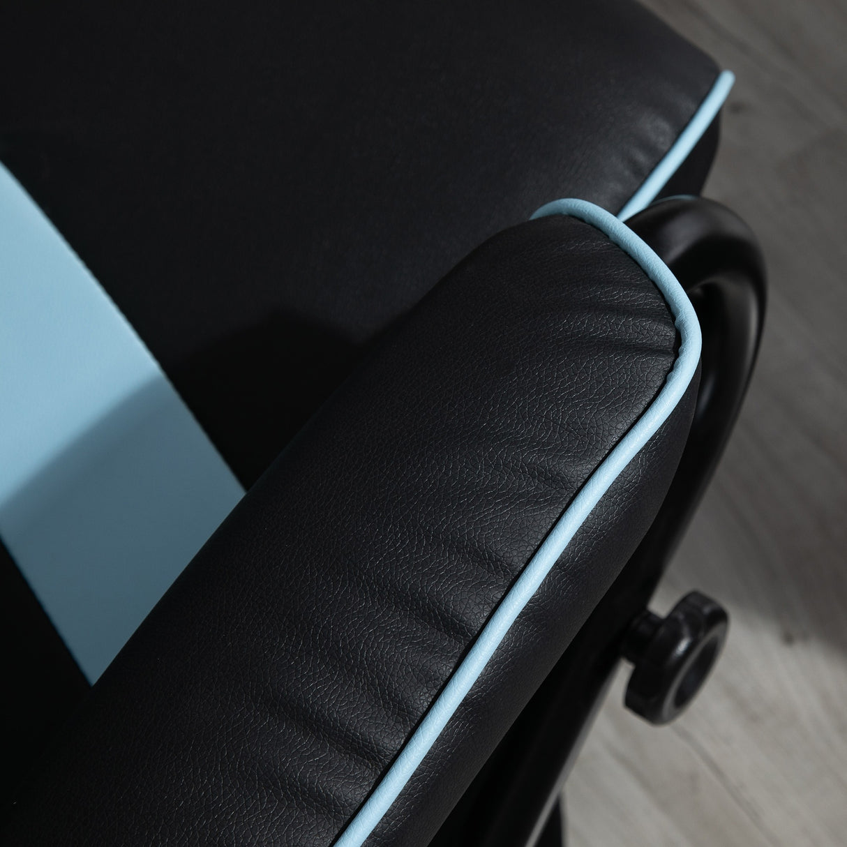 immagine-9-easycomfort-easycomfort-set-2-pezzi-poltrona-reclinabile-con-poggiapiedi-stile-gaming-inclinazione-130-e-supporto-lombare-nero-e-azzurro-ean-8055776910185