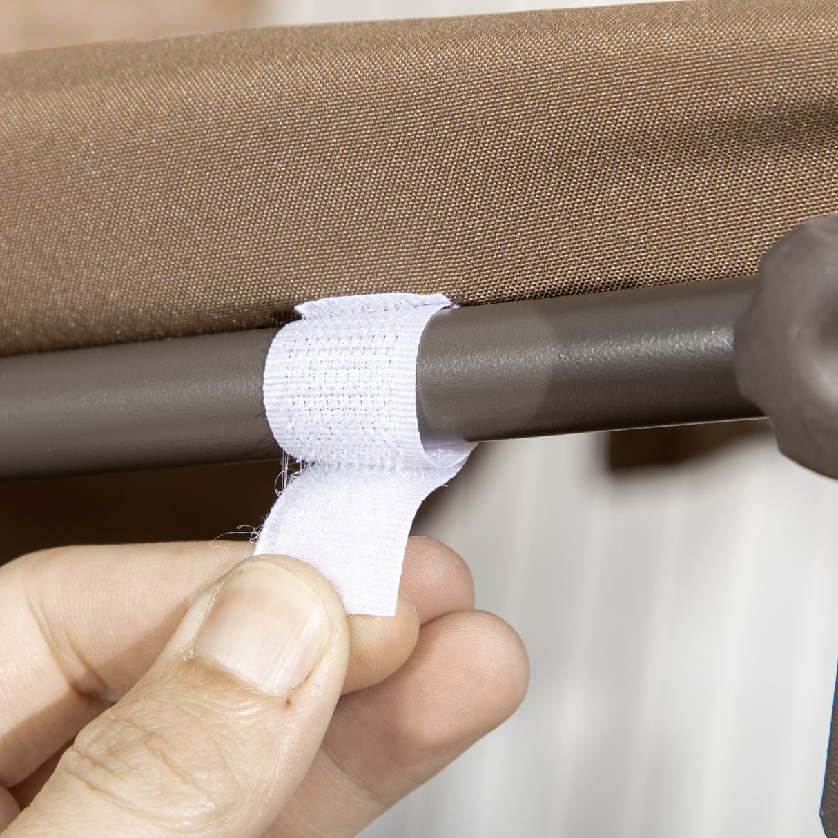 easycomfort dondolo da giardino 3 posti con tettuccio regolabile in rattan pe e acciaio 167x112x153cm