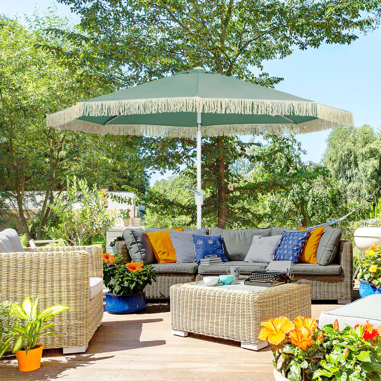 easycomfort easycomfort ombrellone da giardino a manovella inclinabile e palo a 2 sezioni poliestere e metallo 2 6x2 4 m verde