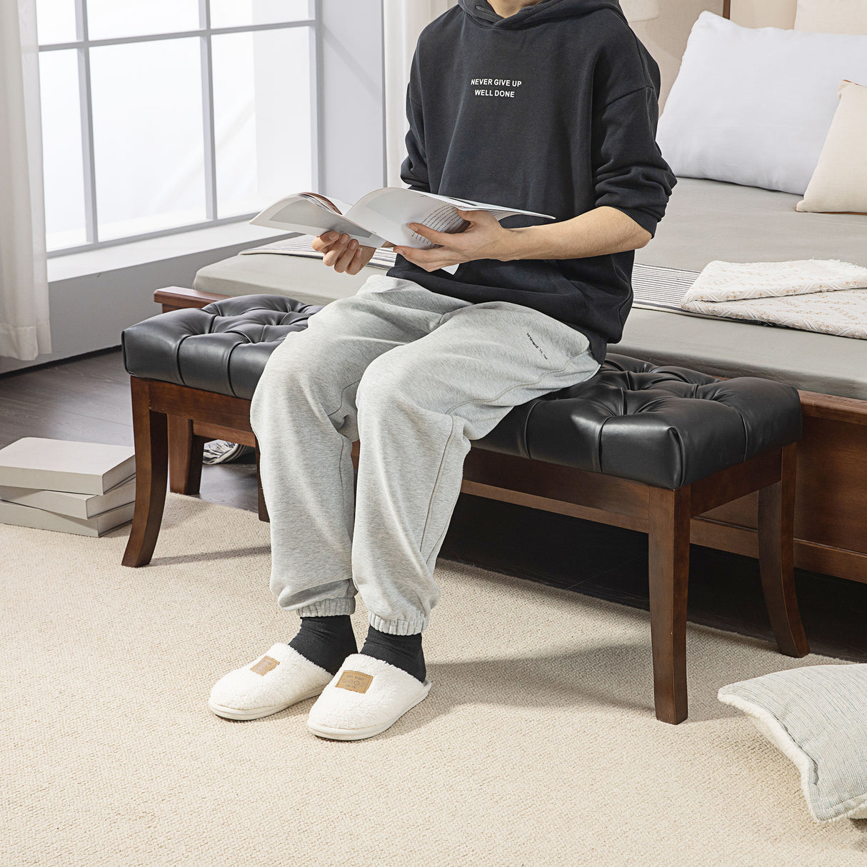 easycomfort easycomfort panca fondo letto imbottita con design a bottoni e gambe ricurve in pelle pu e legno 120x38x46 cm nero