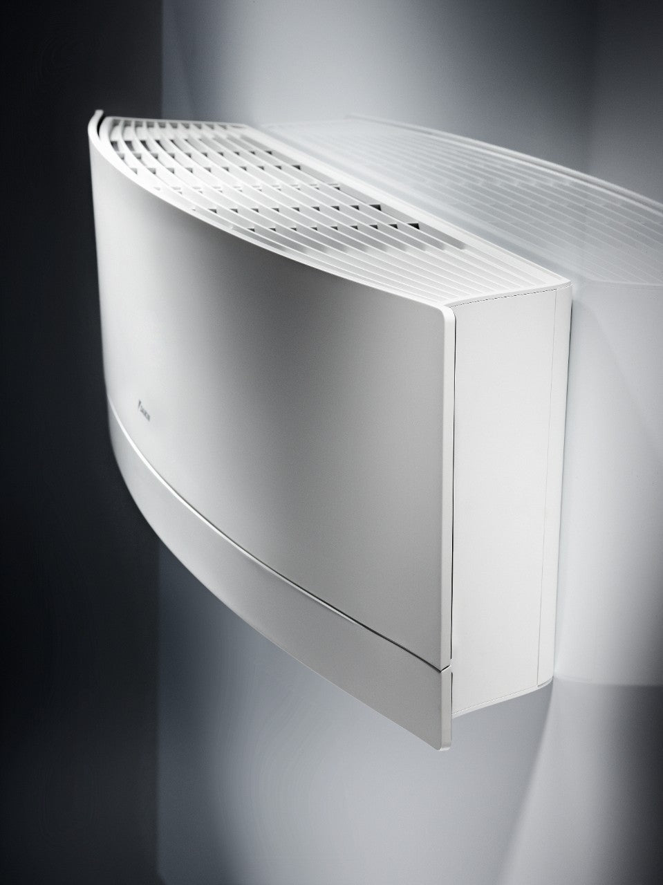 climatizzatore condizionatore daikin bluevolution inverter serie emura white 7000 btu ftxj20mw wi fi r 32 a___