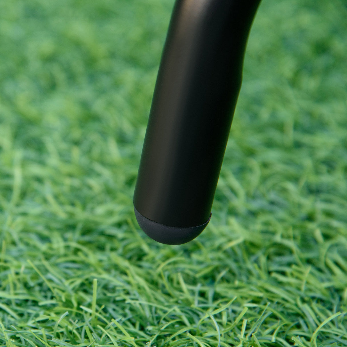 easycomfort easycomfort tavolino da giardino rotondo con ripiano in vetro e struttura in metallo 50x55cm nero