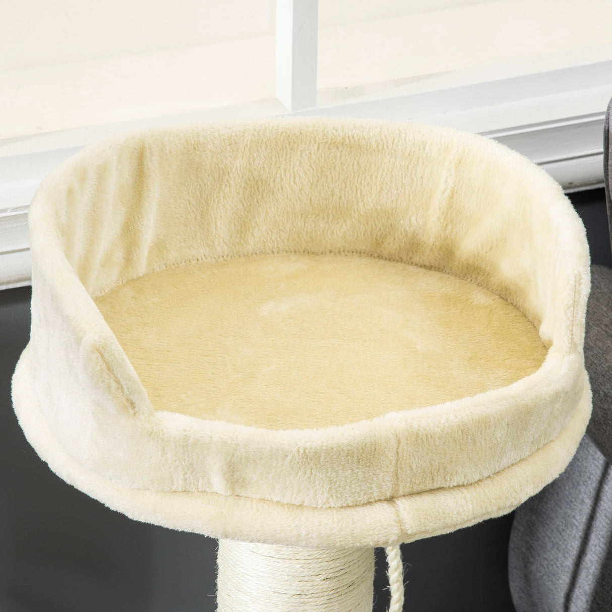 immagine-8-easycomfort-easycomfort-albero-tiragraffi-per-gatti-con-lettino-e-pallina-in-peluche-e-palo-in-sisal-55x55x83cm-beige