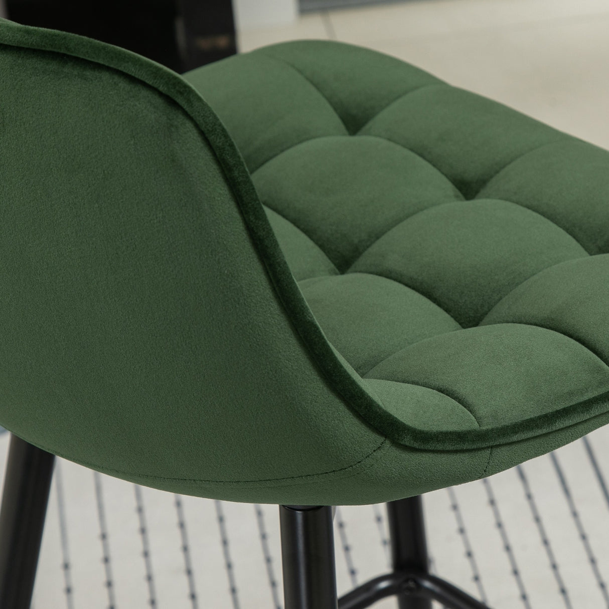 immagine-9-easycomfort-easycomfort-set-2-sgabelli-da-bar-con-schienale-e-poggiapiedi-stile-nordico-in-metallo-e-velluto-verde-45x47x84cm