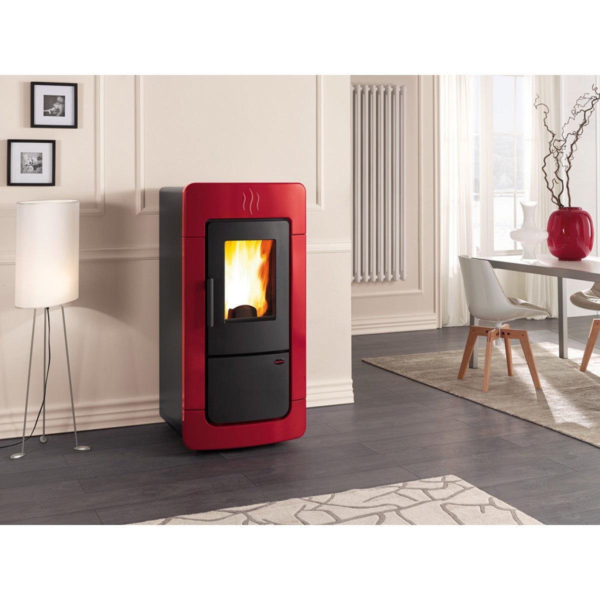 immagine-1-la-nordica-termostufa-a-pellet-la-nordica-extraflame-modello-diadema-acs-idro-284-kw-colore-bordeaux-ean-8055776918310